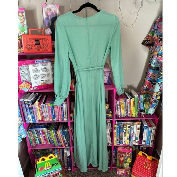 SHEIN LONG SLEEVE MAXI DRESS- SIZE M - Picture 2 of 3